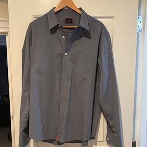 UNTUCKit Men's Blue-Gray Button Down Shirt